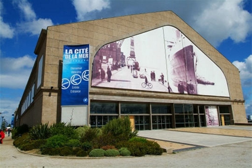 La Cité De La Mer - Musées & Visites En Normandie - Proxifun